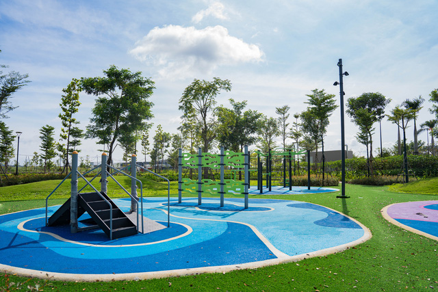 Biệt thự hạng sang của giới nhà giàu giữa lòng “thành phố vệ tinh” Sài Gòn - Ảnh 19. Biệt thự hạng sang của giới nhà giàu giữa lòng “thành phố vệ tinh” Sài Gòn - Ảnh 19.