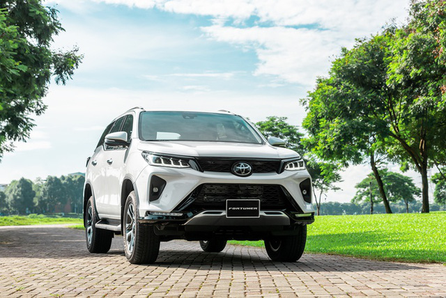 SUV tầm giá trên 1 tỷ đồng tại Việt Nam - lựa chọn nào sáng giá? - Ảnh 4.