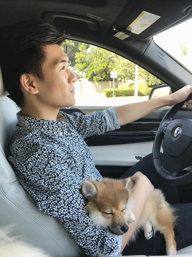 Trở thành lãnh đạo ngân hàng ở tuổi 32, cậu cả nhà bầu Hiển còn khiến dân tình chết mê khi check-in cùng dàn xe trị giá hơn 100 tỷ đồng - Ảnh 8. Trở thành lãnh đạo ngân hàng ở tuổi 32, cậu cả nhà bầu Hiển còn khiến dân tình chết mê khi check-in cùng dàn xe trị giá hơn 100 tỷ đồng - Ảnh 8.