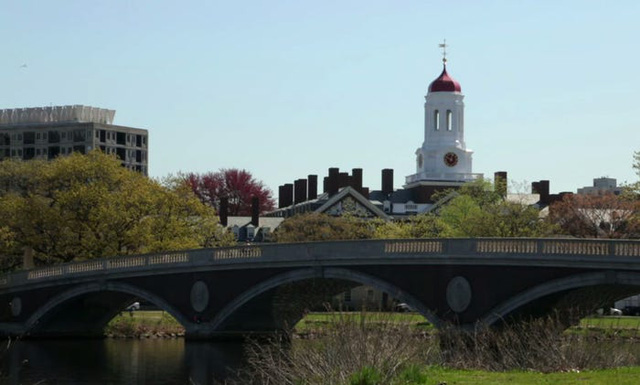 Con đường xây dựng khối tài sản gần 40 tỷ USD của tỷ phú giàu thứ hai ngành tài chính và đầu tư - Ảnh 4. Con đường xây dựng khối tài sản gần 40 tỷ USD của tỷ phú giàu thứ hai ngành tài chính và đầu tư - Ảnh 4.